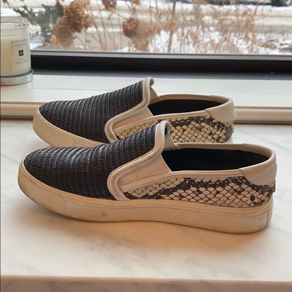 Vince snakeskin sneakers size 7.5 - Picture 5 of 6